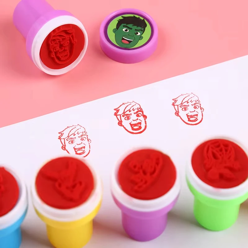 Spidey and His Amazing Stamps  - Cosplay Prop Filler 리뷰 및 가격